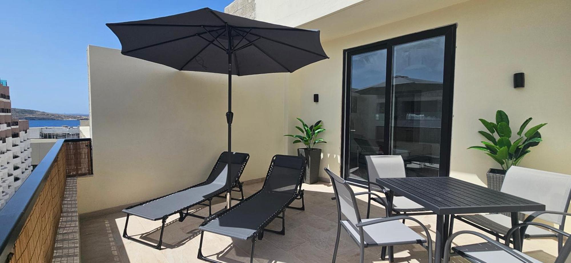 Апартаменты Sea Breeze Penthouse And Terrace Qawra St Paul'S Bay Сент-Полс-Бей Экстерьер фото